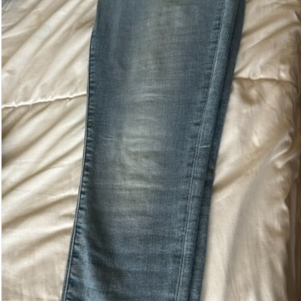 Levi jeans